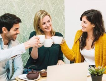 EIt’s easy to Buildup your Business with us